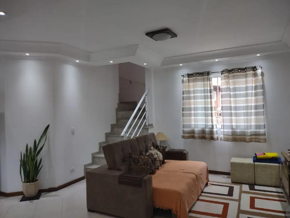 Sobrado, 3 quartos, 220 m² - Foto 2