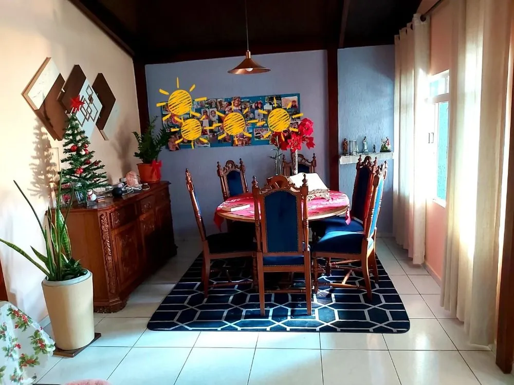 Casa, 3 quartos, 190 m² - Foto 1