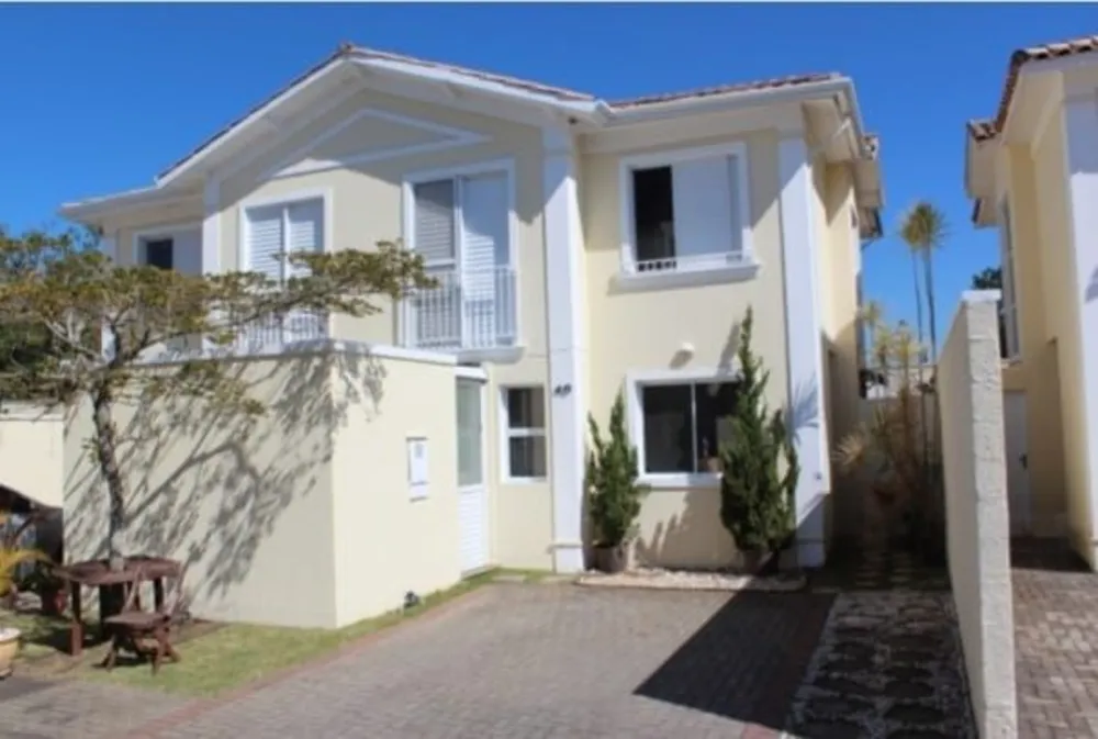 Sobrado, 3 quartos, 232 m² - Foto 1