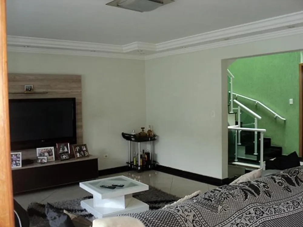 Sobrado, 3 quartos, 190 m² - Foto 2