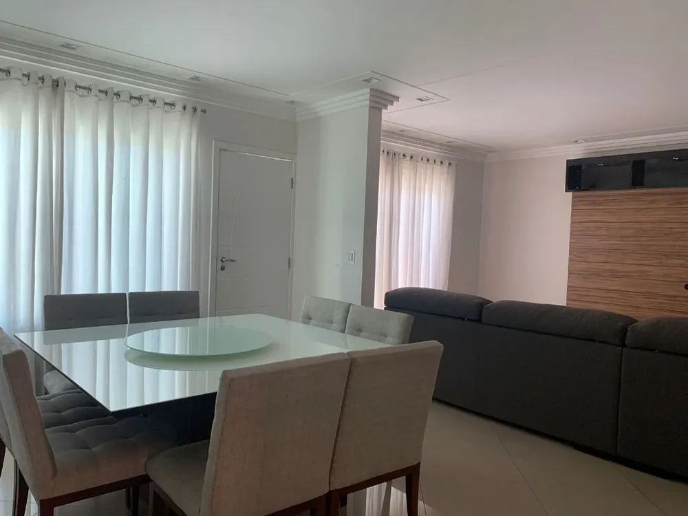 Sobrado, 3 quartos, 240 m² - Foto 1