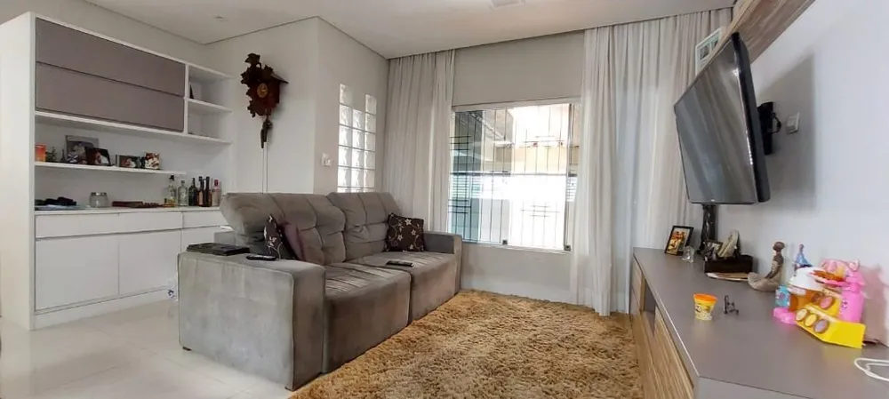 Casa, 3 quartos, 160 m² - Foto 1