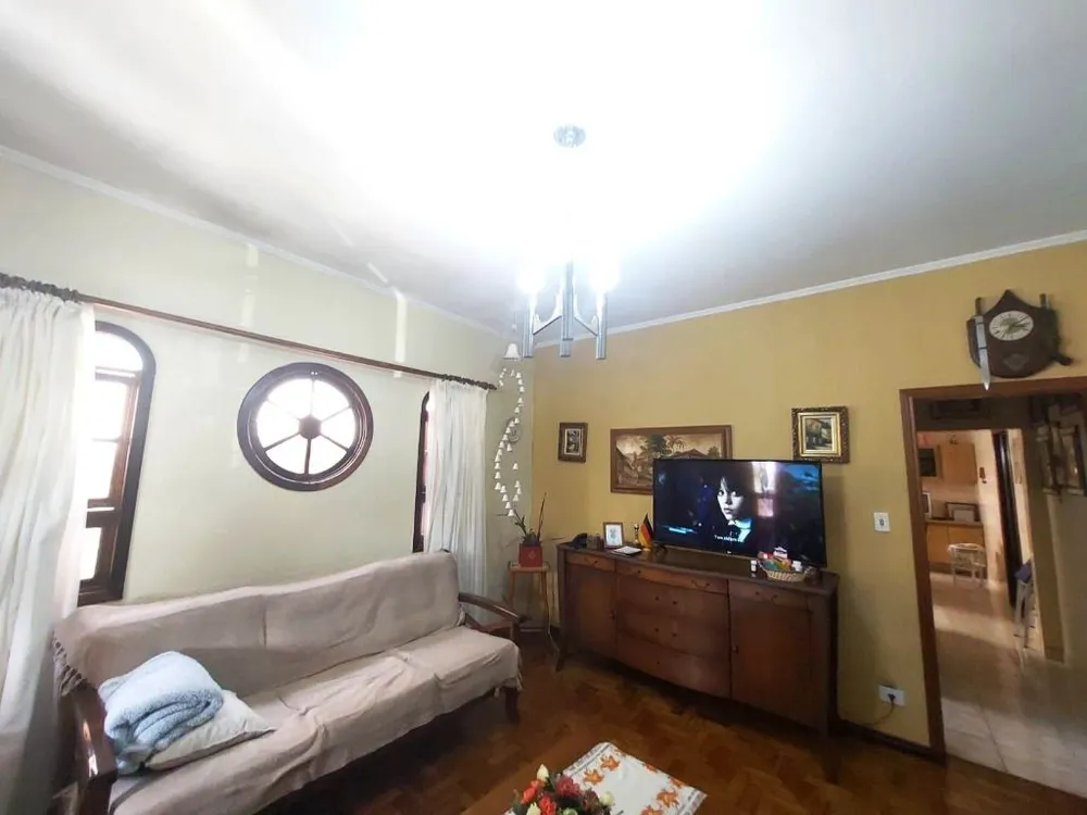 Casa, 3 quartos, 200 m² - Foto 1