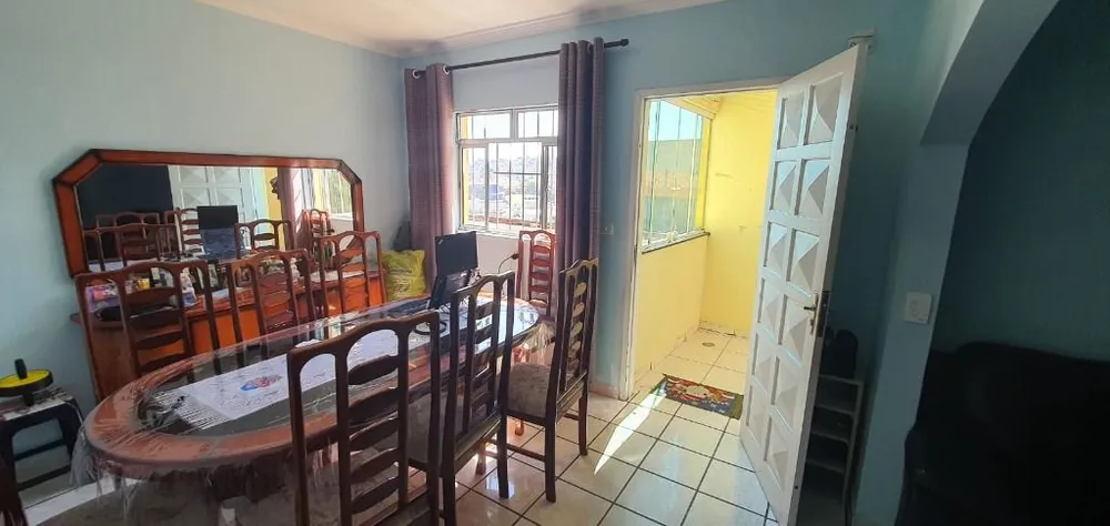 Sobrado, 3 quartos, 236 m² - Foto 1