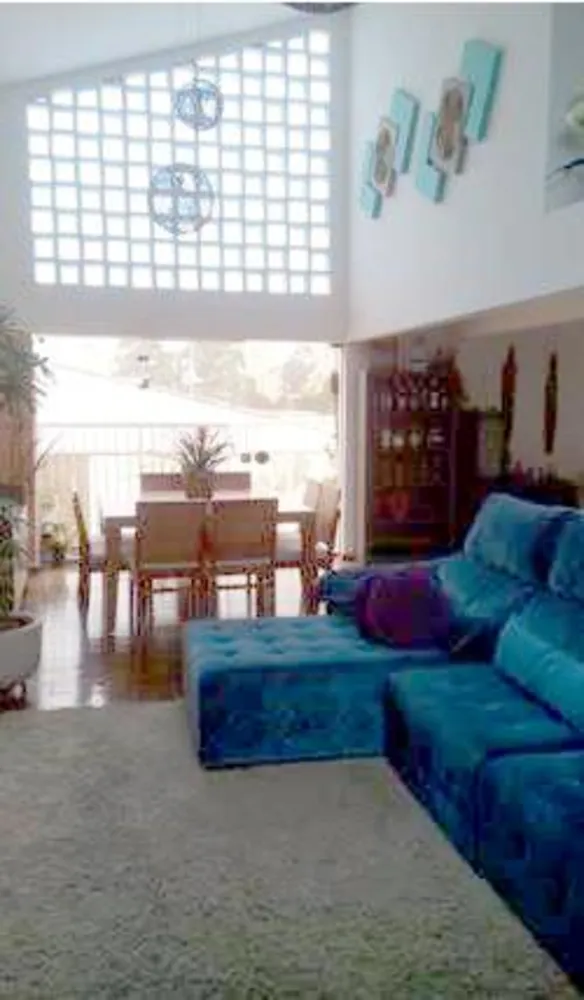 Sobrado, 3 quartos, 341 m² - Foto 1