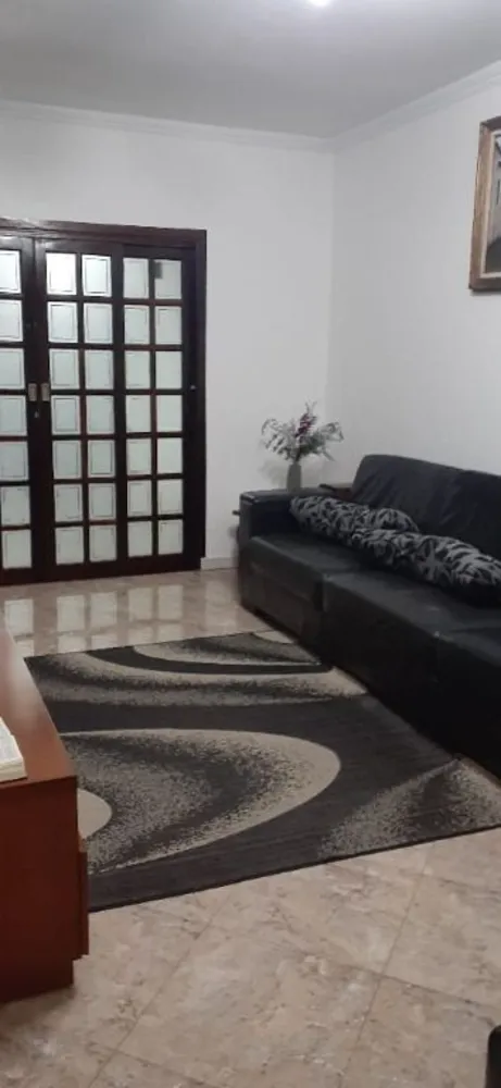 Casa, 3 quartos, 200 m² - Foto 2