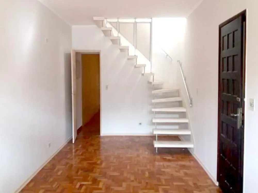 Sobrado, 3 quartos, 180 m² - Foto 1
