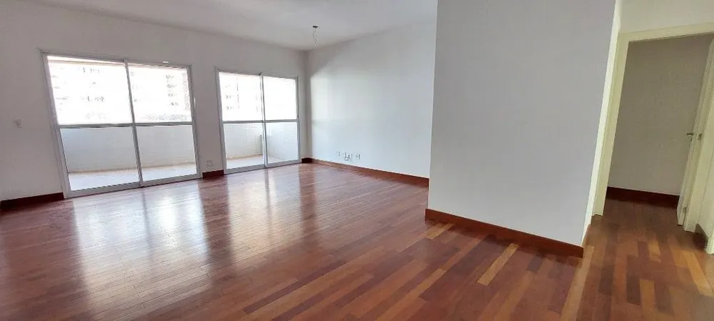 Apartamento, 3 quartos, 130 m² - Foto 1