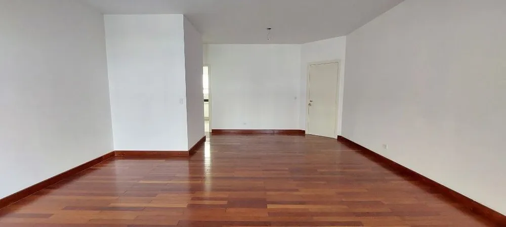 Apartamento, 3 quartos, 130 m² - Foto 2