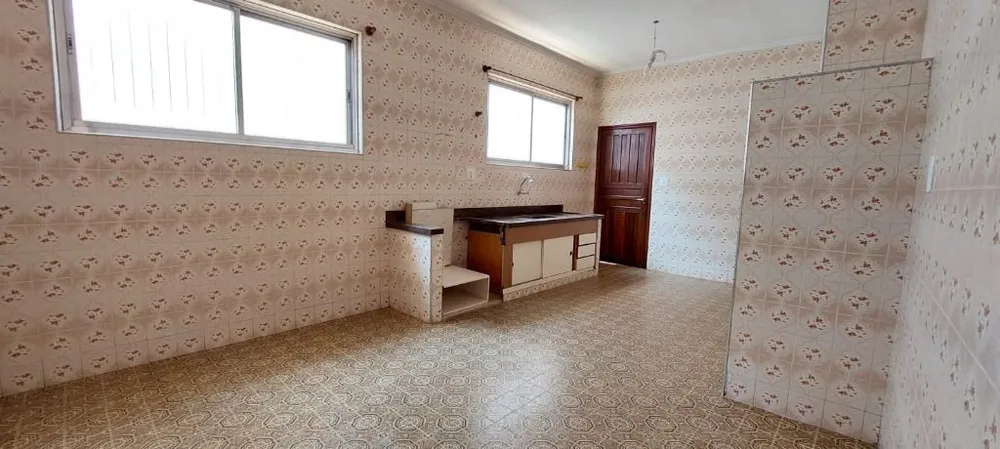 Casa, 3 quartos, 256 m² - Foto 3