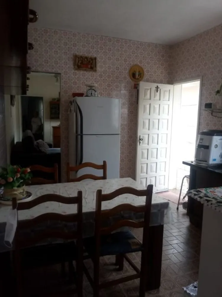 Casa, 2 quartos, 209 m² - Foto 2