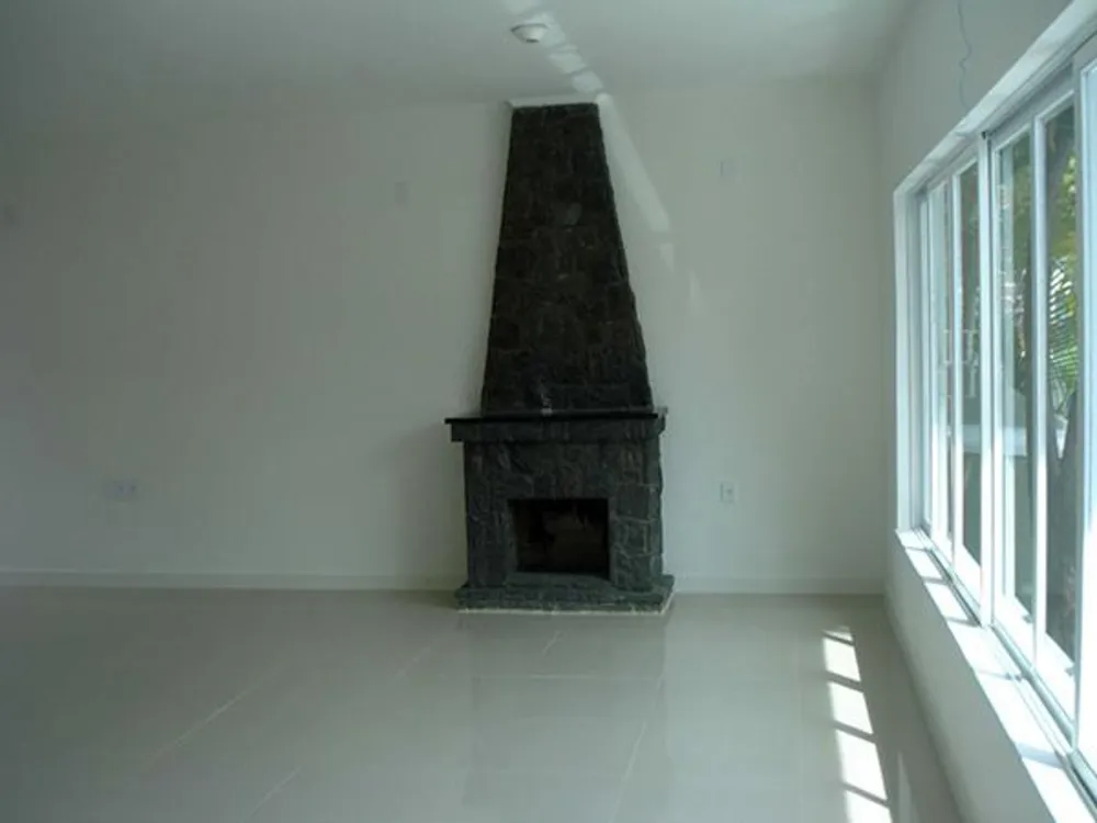 Casa, 3 quartos, 243 m² - Foto 4