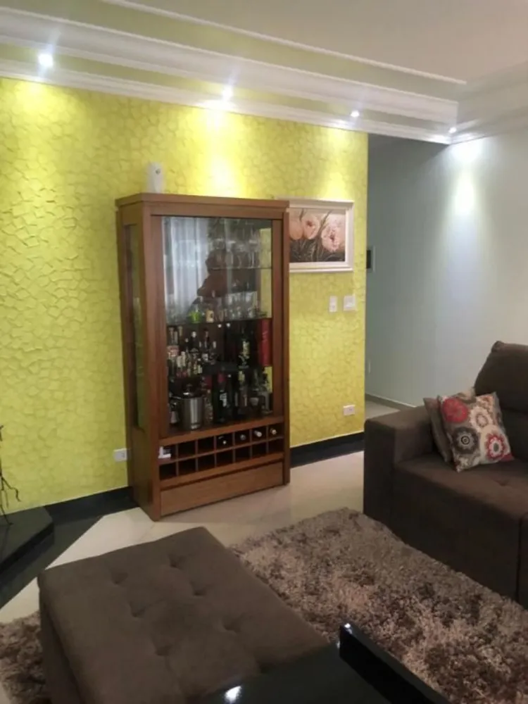 Sobrado, 3 quartos, 243 m² - Foto 4