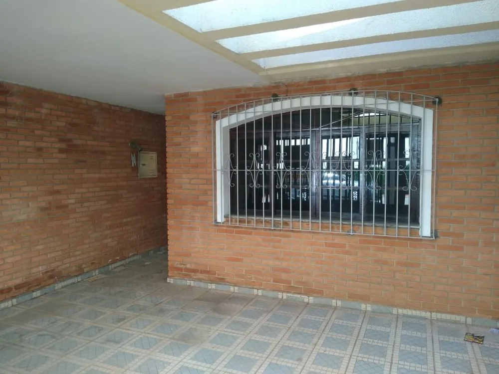Sobrado, 3 quartos, 214 m² - Foto 2