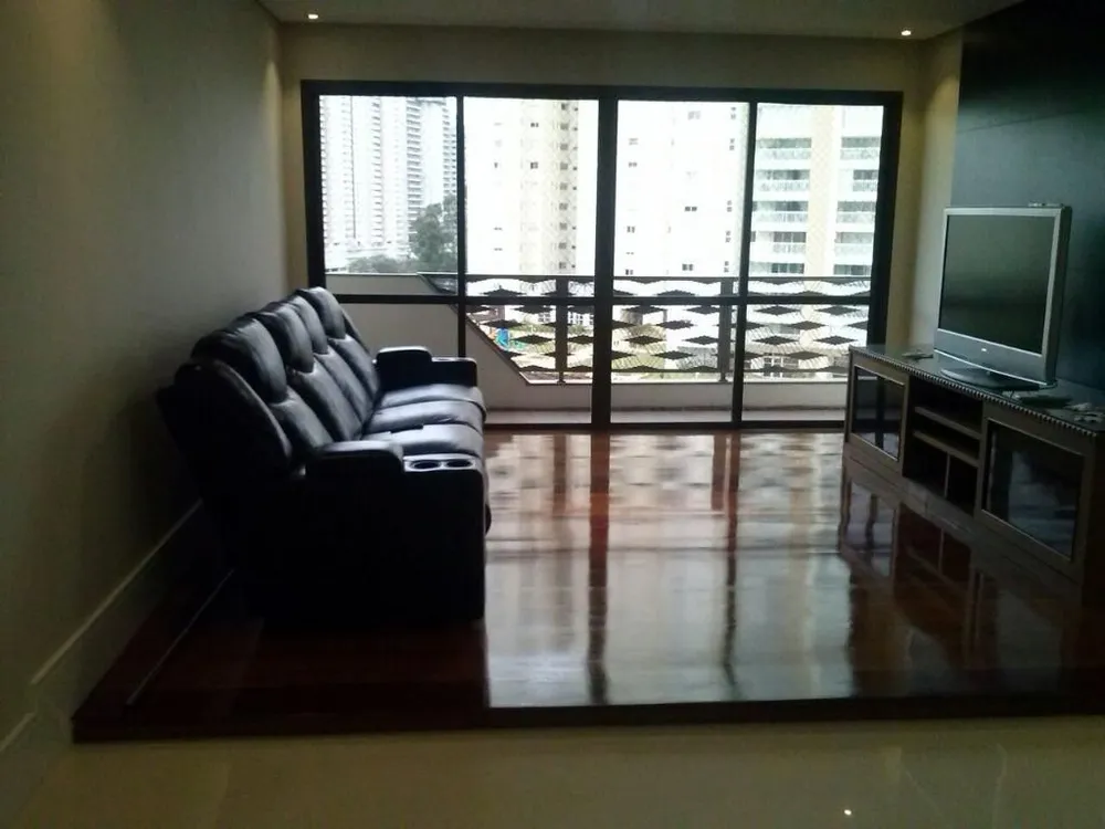 Apartamento, 3 quartos, 140 m² - Foto 2