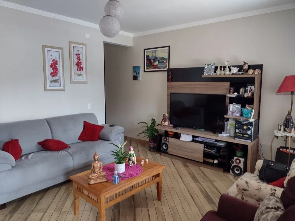 Sobrado, 6 quartos, 319 m² - Foto 1
