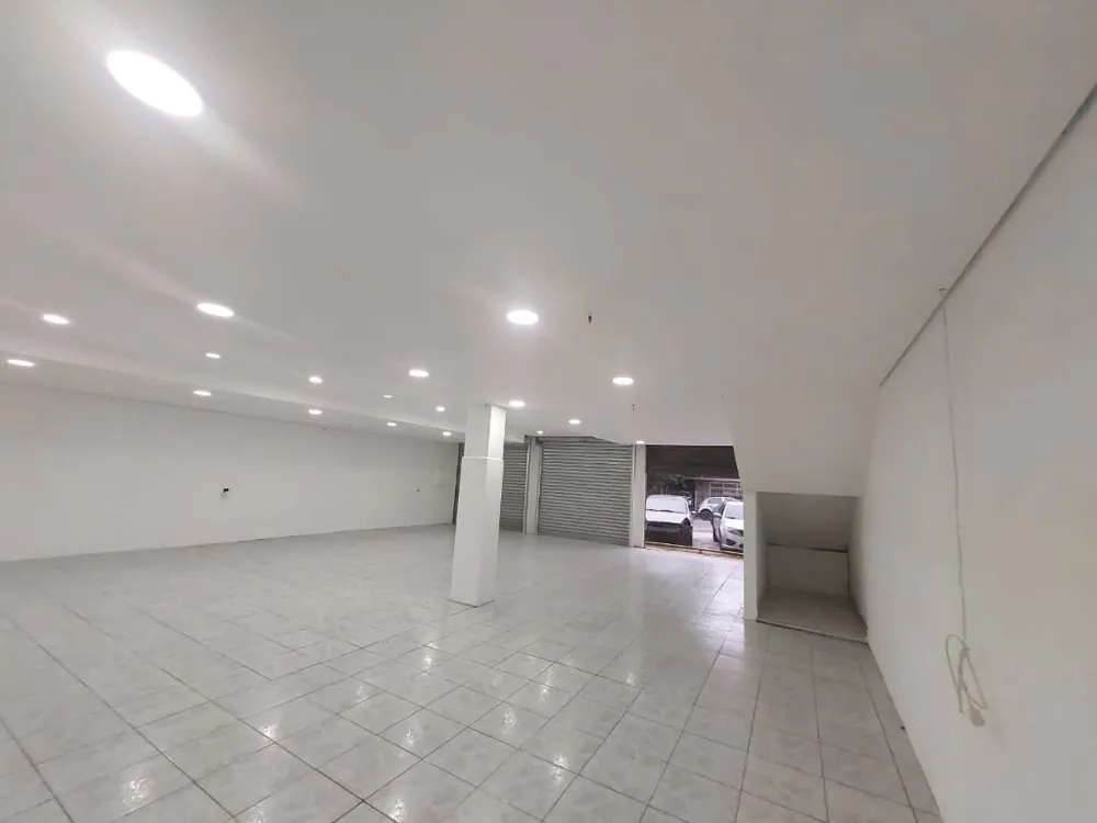 Loja-Salão, 300 m² - Foto 1