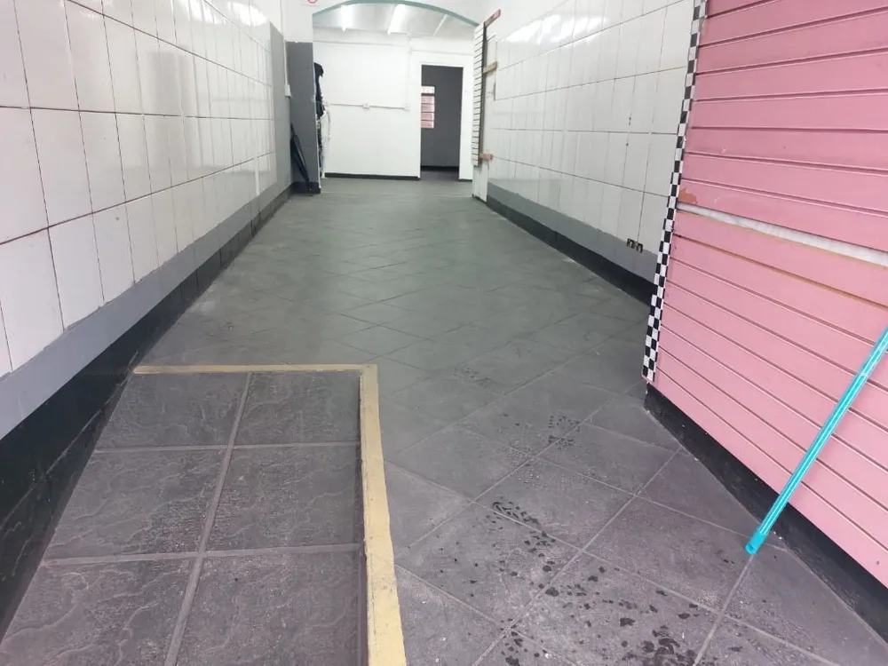 Loja-Salão, 75 m² - Foto 1