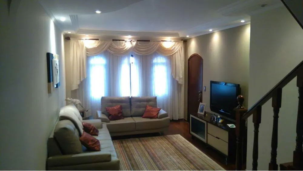 Sobrado, 3 quartos, 200 m² - Foto 1