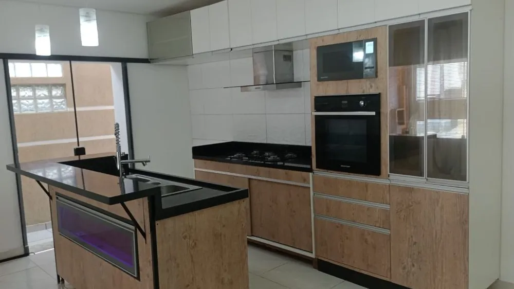 Casa, 3 quartos, 137 m² - Foto 2