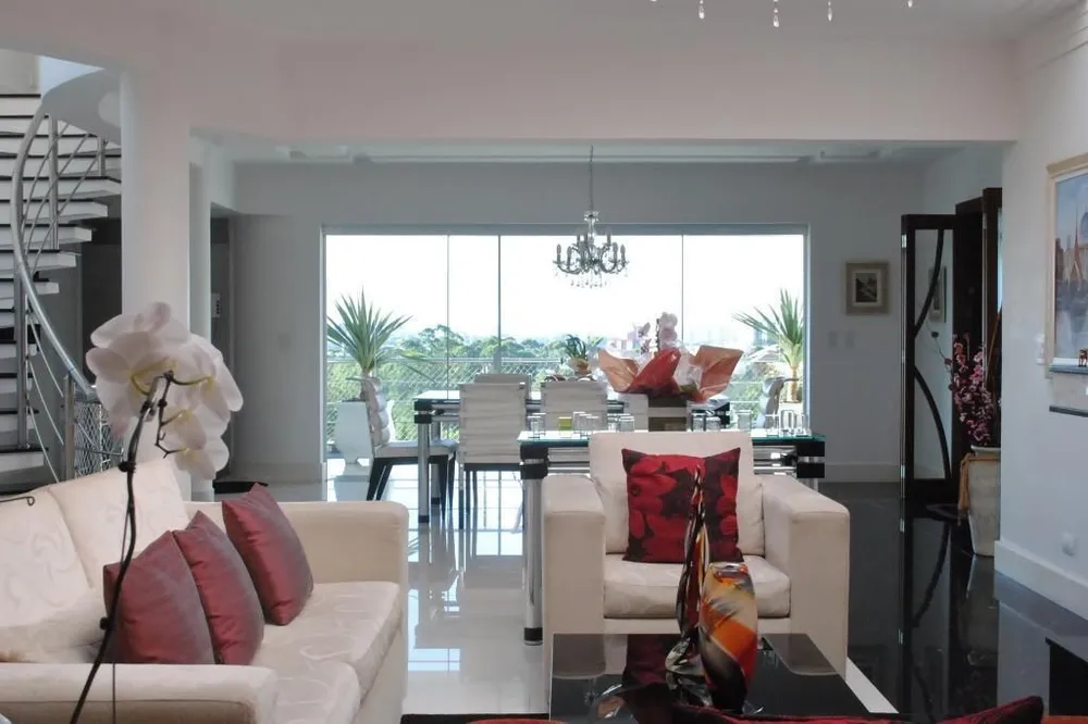 Sobrado, 4 quartos, 681 m² - Foto 1