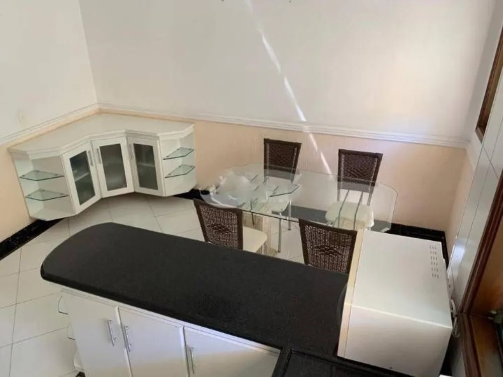 Sobrado, 3 quartos, 247 m² - Foto 3