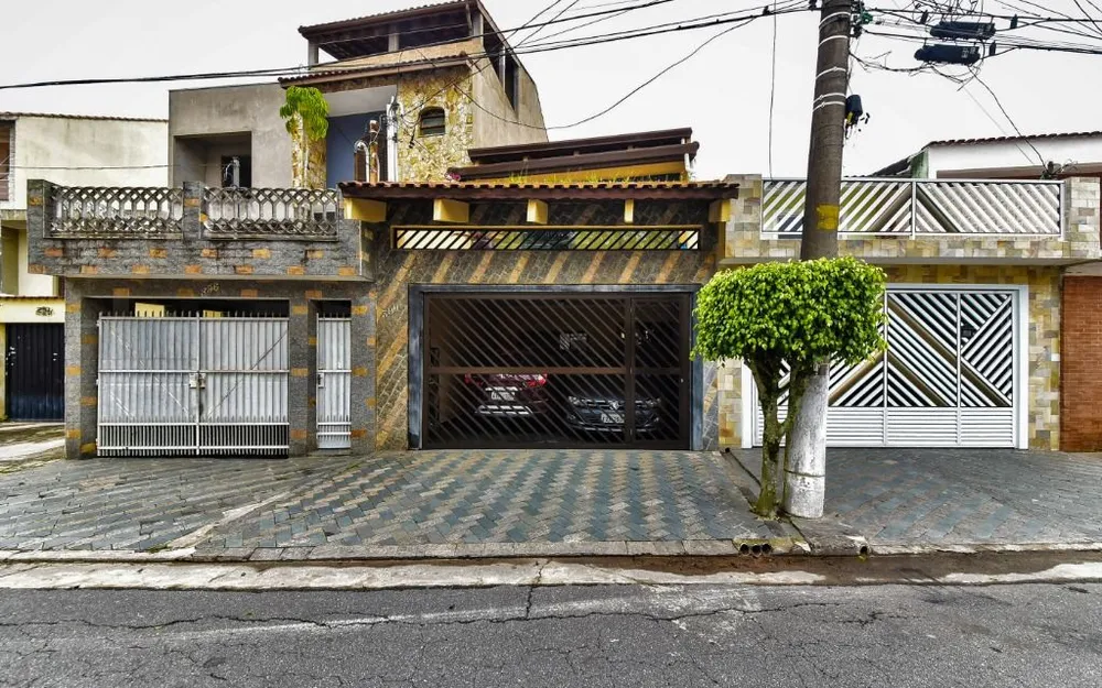 Sobrado, 3 quartos, 181 m² - Foto 2