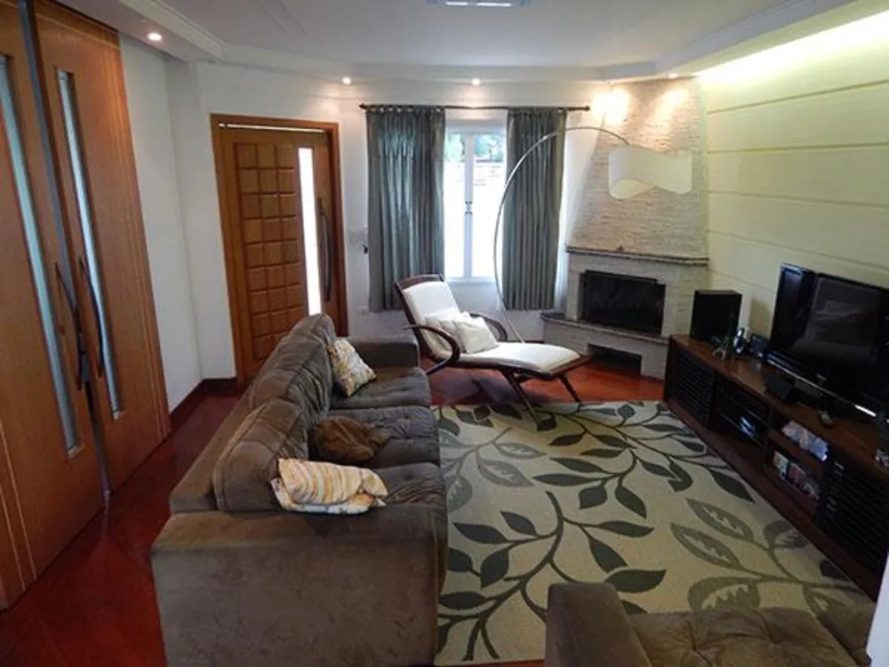 Sobrado, 3 quartos, 450 m² - Foto 1
