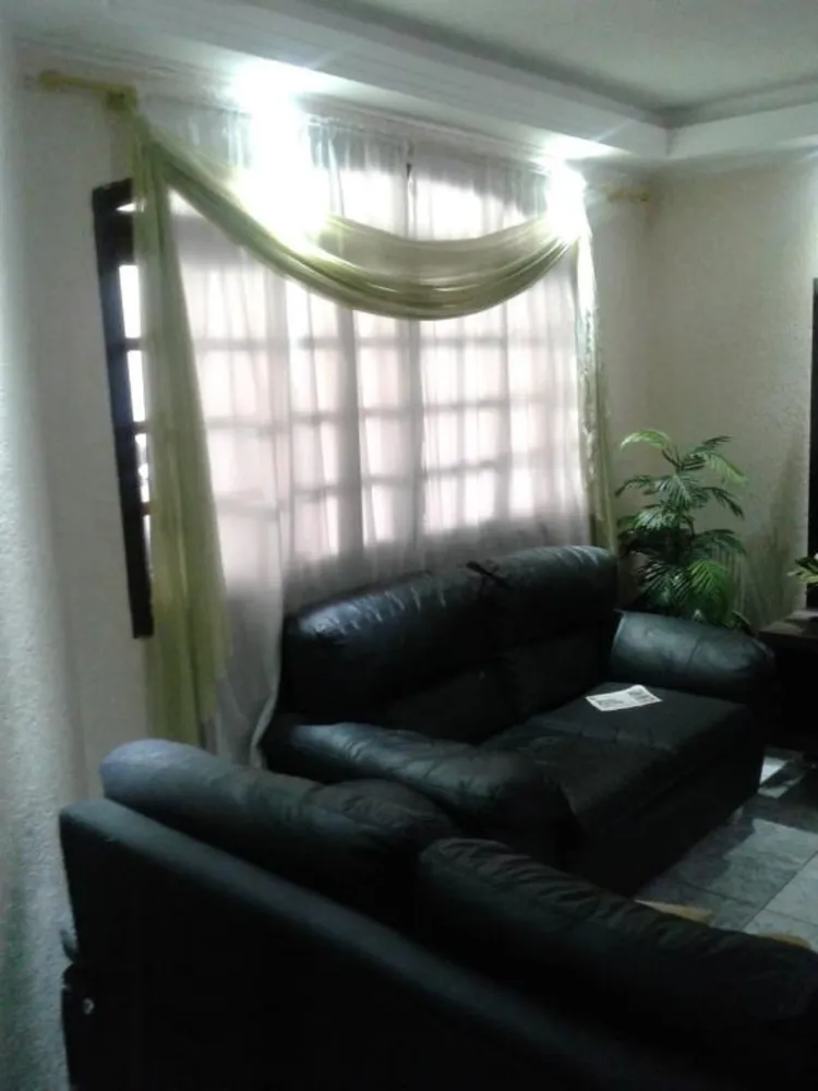 Sobrado, 3 quartos, 198 m² - Foto 3