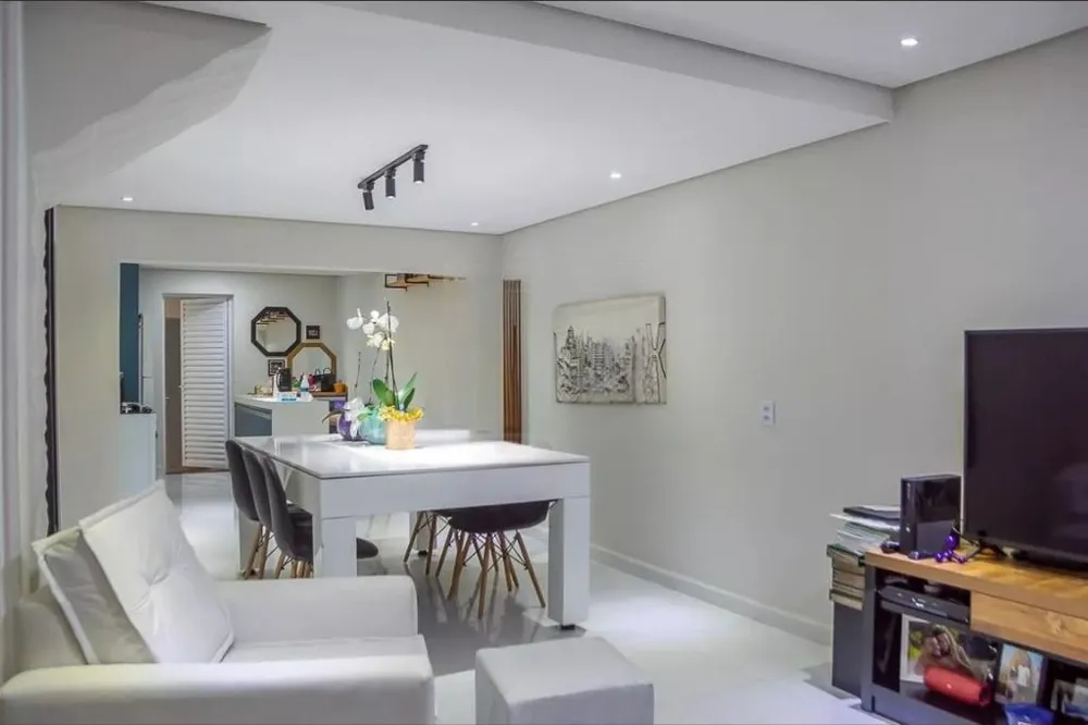 Sobrado, 3 quartos, 180 m² - Foto 1
