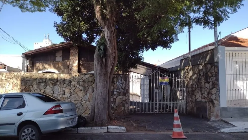 Casa, 3 quartos, 283 m² - Foto 1