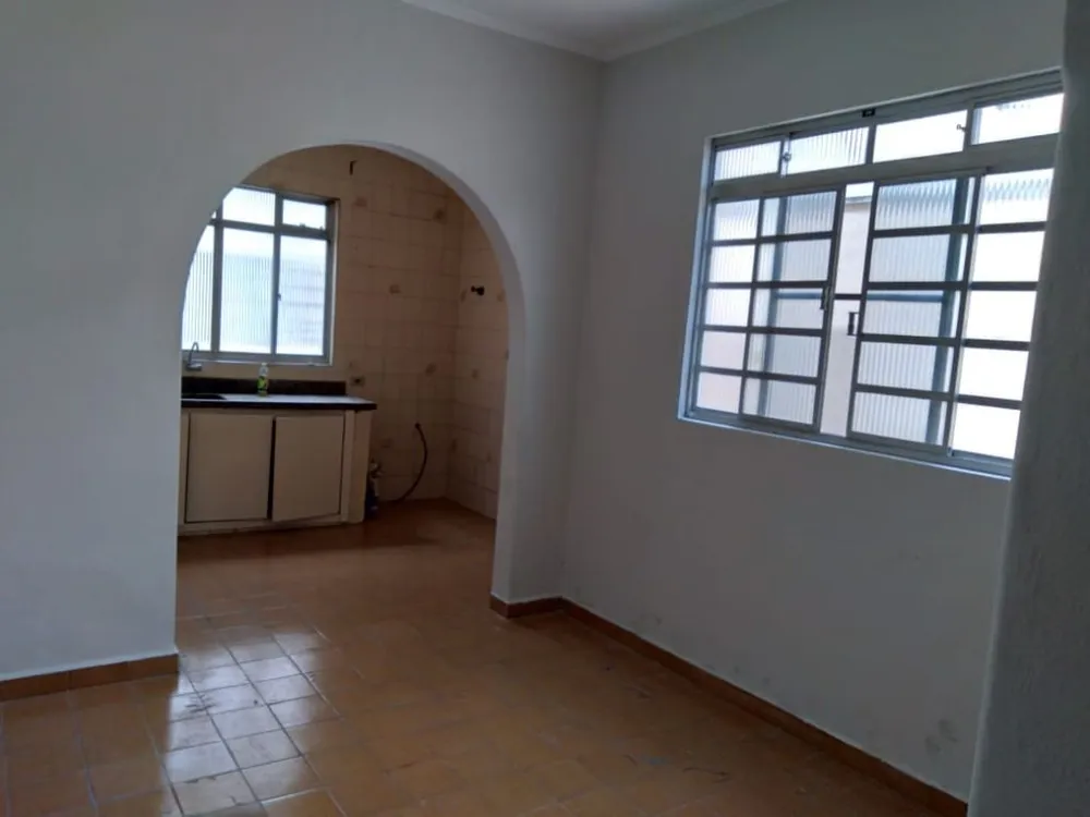 Casa, 4 quartos, 208 m² - Foto 1