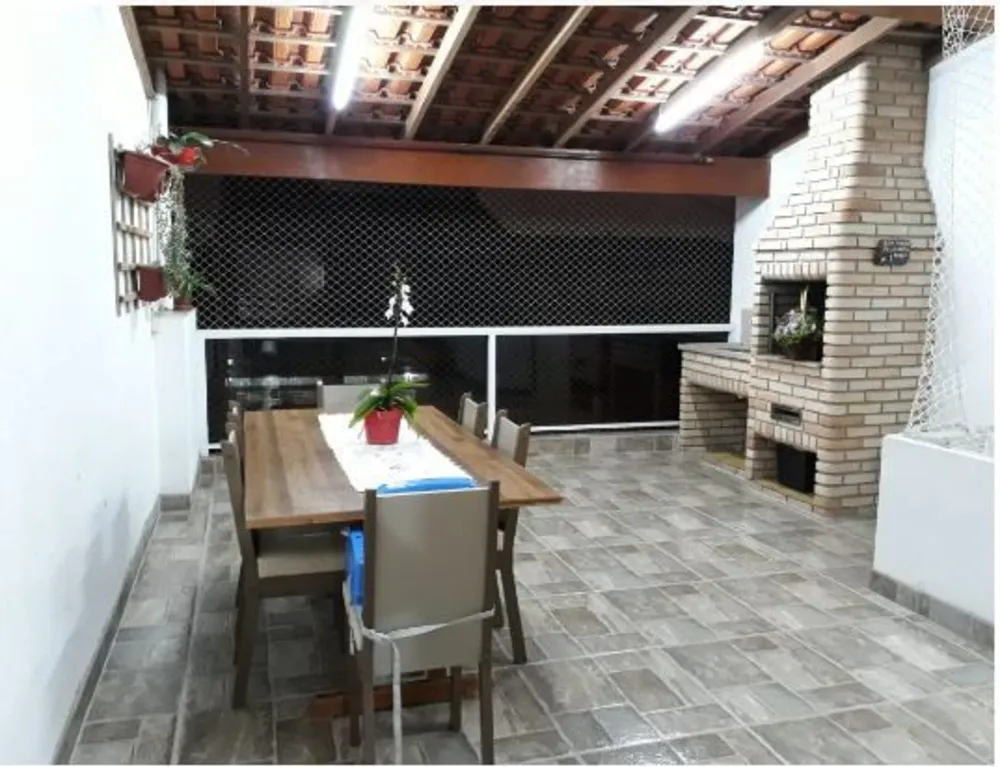 Casa, 3 quartos, 142 m² - Foto 1