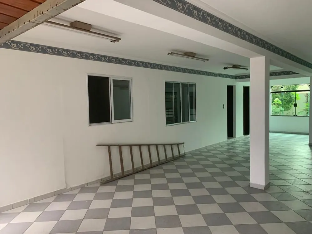 Sobrado, 3 quartos, 348 m² - Foto 2