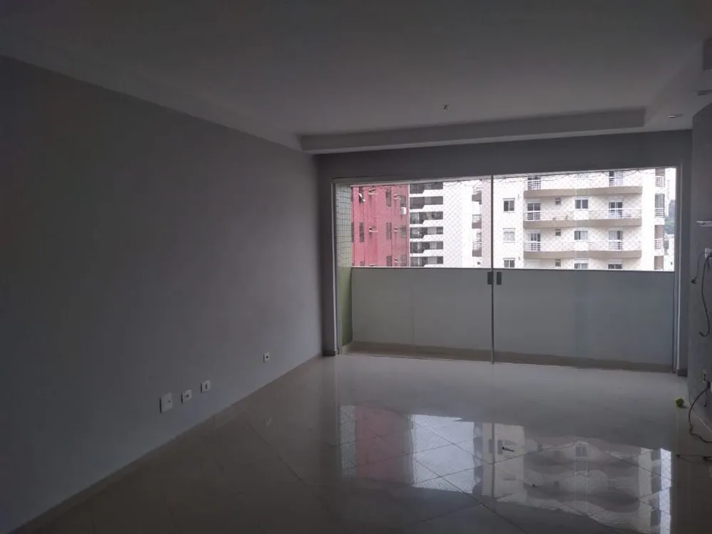 Apartamento, 3 quartos, 124 m² - Foto 2