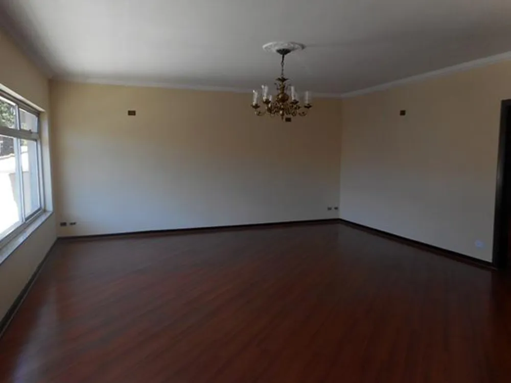 Casa, 3 quartos, 250 m² - Foto 1