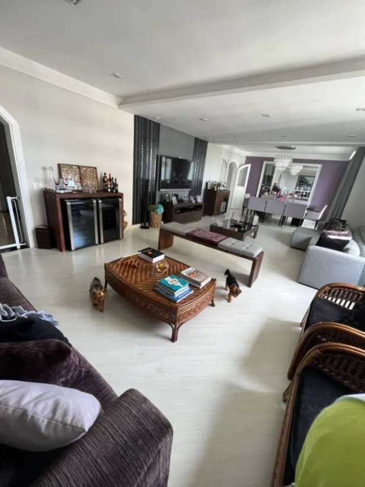 Apartamento, 4 quartos, 232 m² - Foto 2
