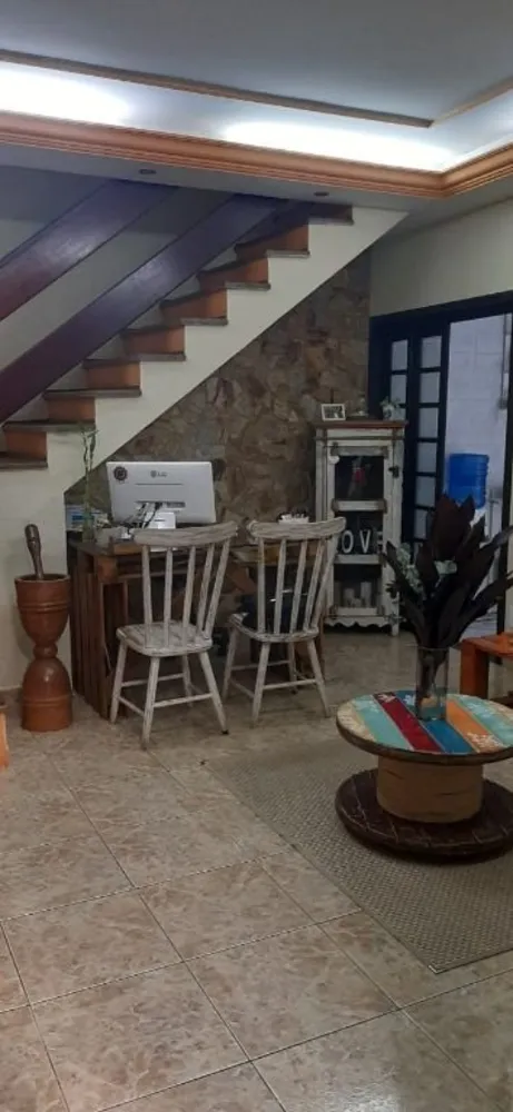Sobrado, 3 quartos, 173 m² - Foto 2