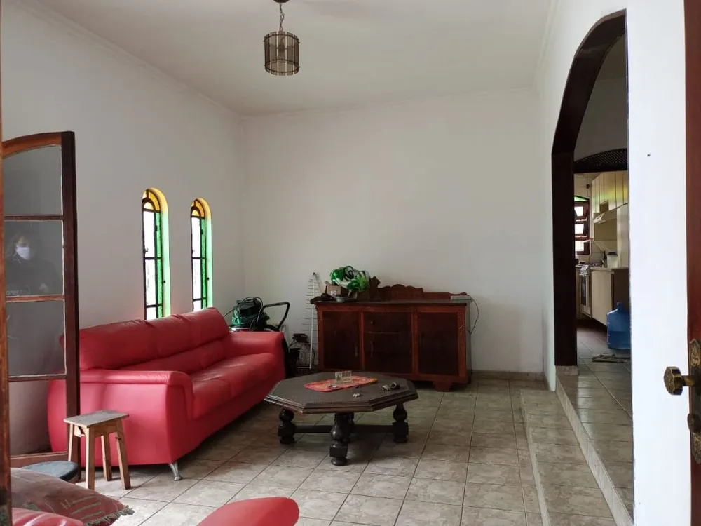 Casa, 3 quartos, 212 m² - Foto 1