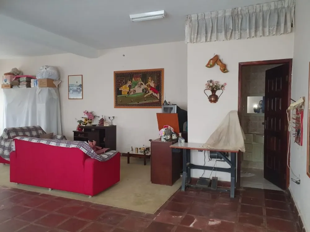 Chácara, 3 quartos, 1020 m² - Foto 4