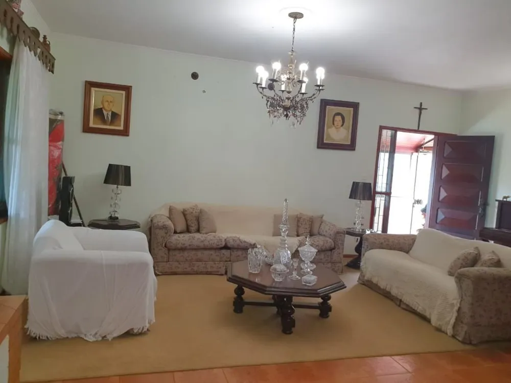 Chácara, 3 quartos, 1020 m² - Foto 2