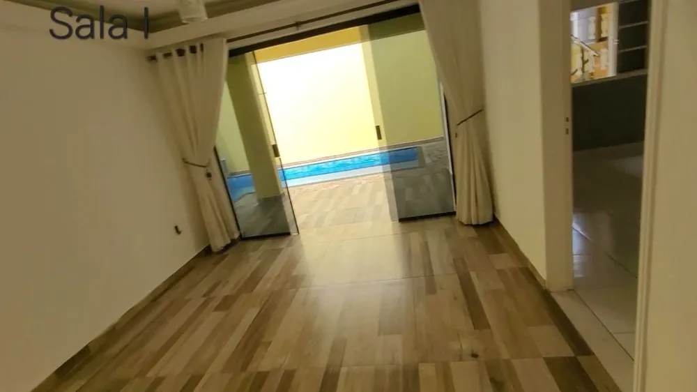 Casa, 2 quartos, 260 m² - Foto 1