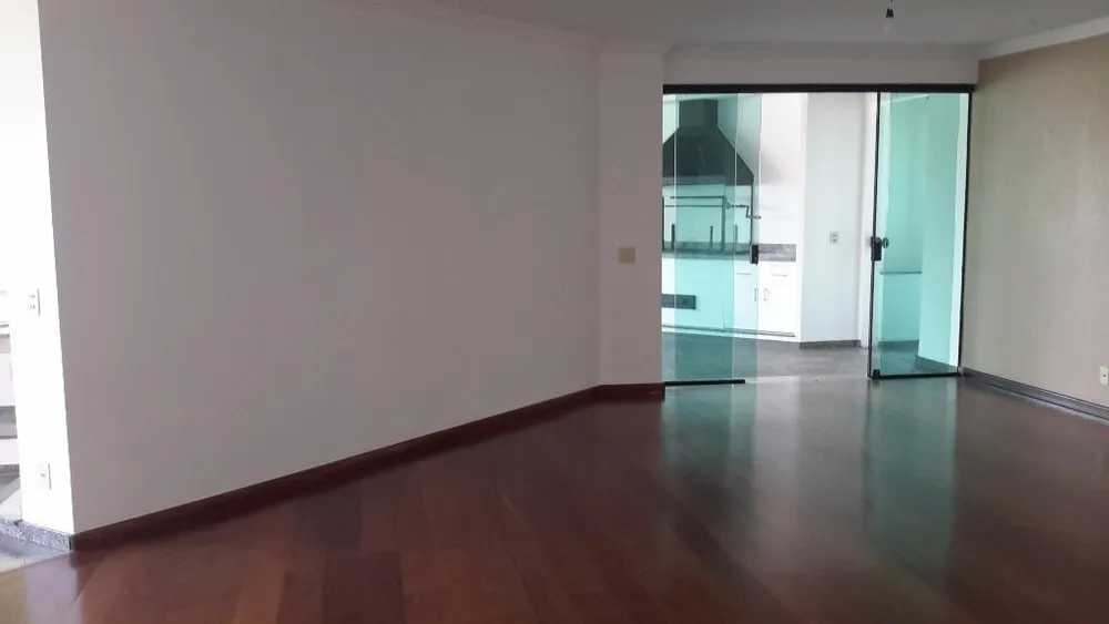 Apartamento, 3 quartos, 300 m² - Foto 1