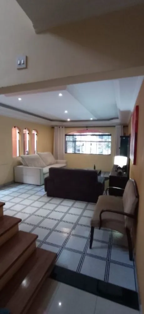 Sobrado, 3 quartos, 183 m² - Foto 2