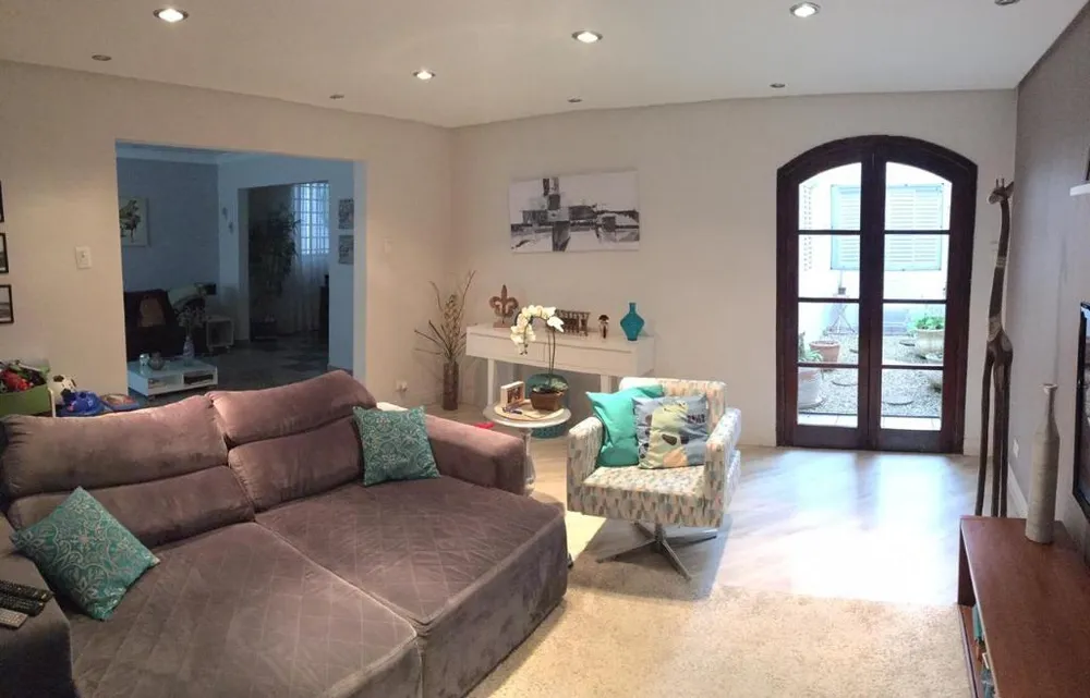 Casa, 3 quartos, 220 m² - Foto 2