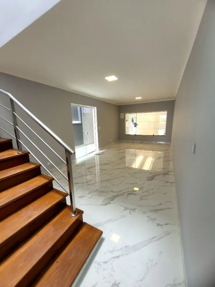 Sobrado, 3 quartos, 185 m² - Foto 2