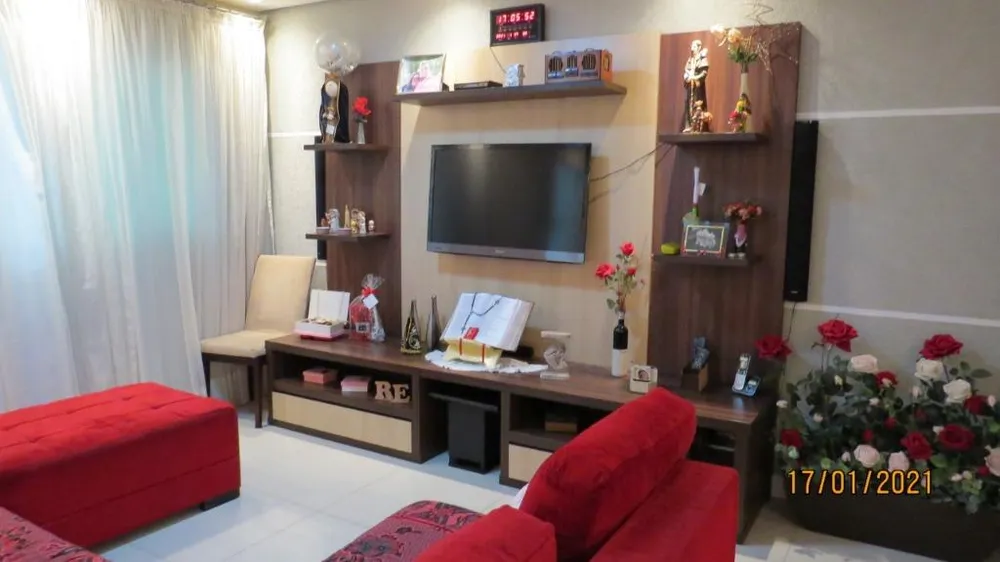 Sobrado, 3 quartos, 168 m² - Foto 1