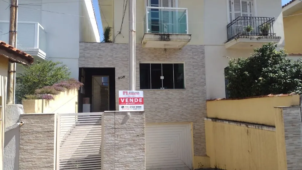 Sobrado, 3 quartos, 220 m² - Foto 1