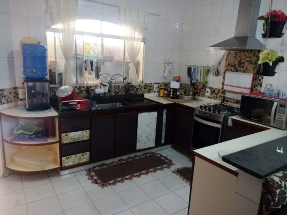 Sobrado, 3 quartos, 233 m² - Foto 4