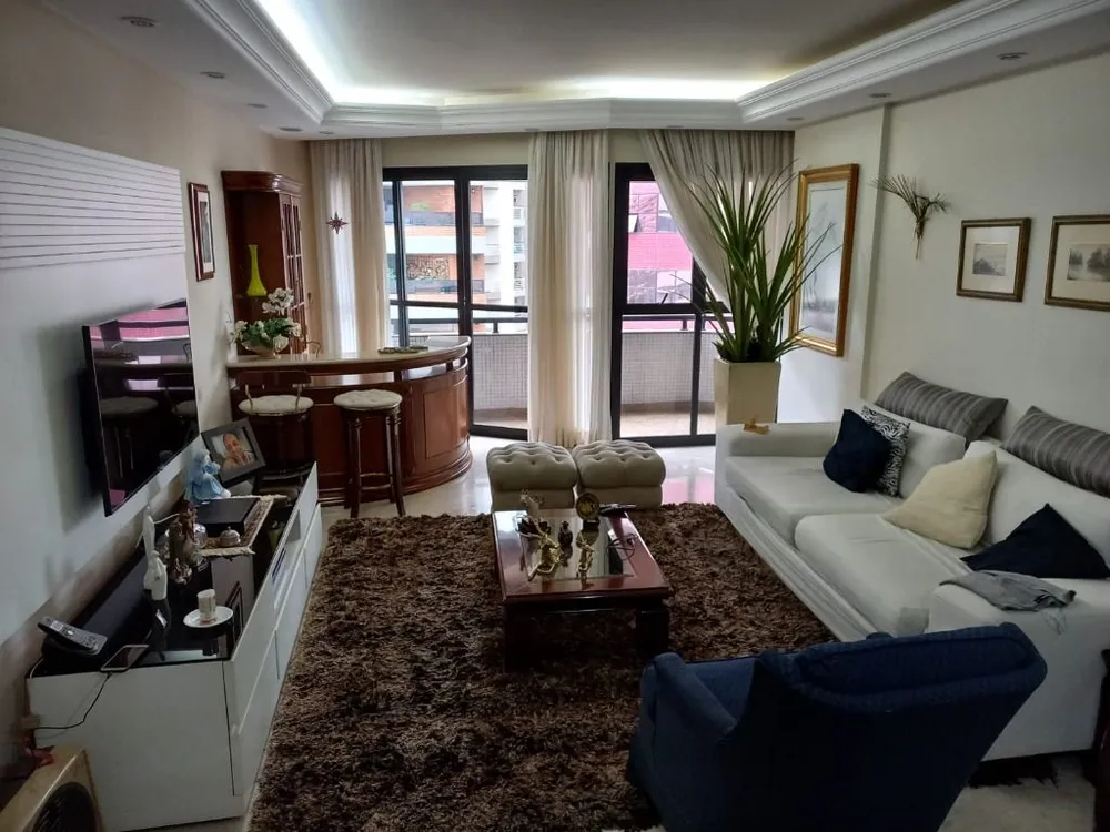 Apartamento, 3 quartos, 207 m² - Foto 1